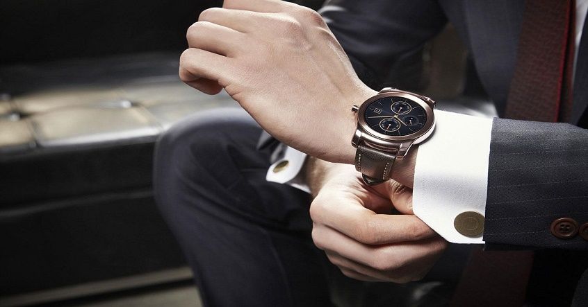Smartwatches & Wearables
